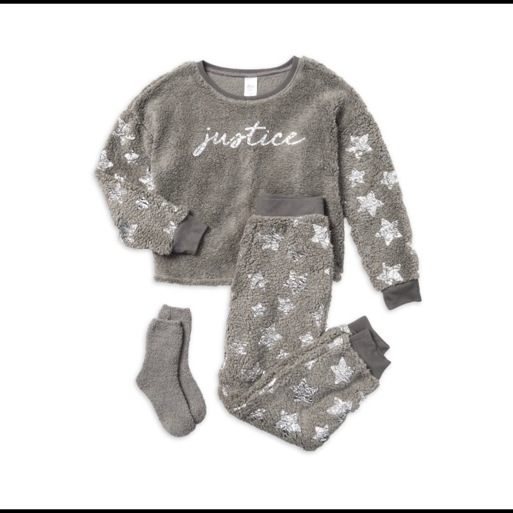 NWT Justice Girls Long Sleeve Plush Sherpa Crew Neck 3-pc Pajama Set with Socks